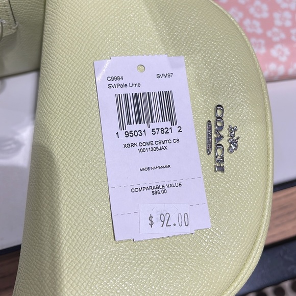 Coach Dome Cosmetic Case
SV/Pale Lime - Picture 9 of 16